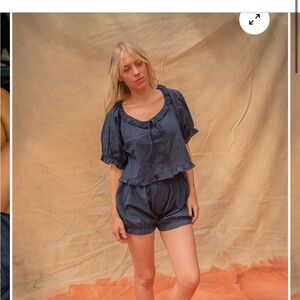 Sonderhaus Romeo top, Navy